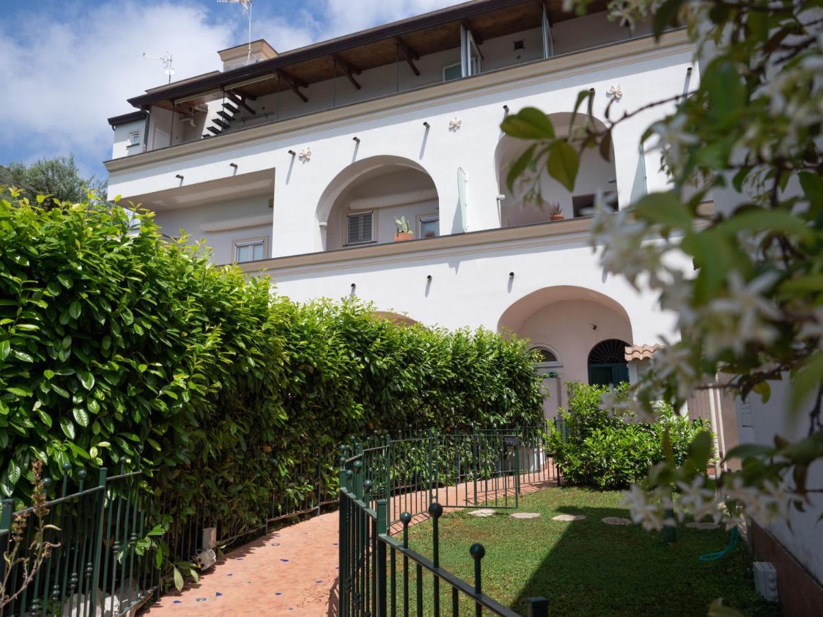 Apartamento Antica Residenza la Vela Meta Exterior foto